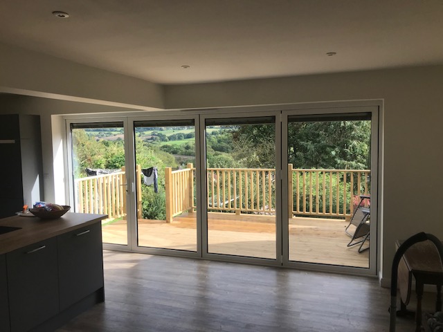 Extension bifold doors